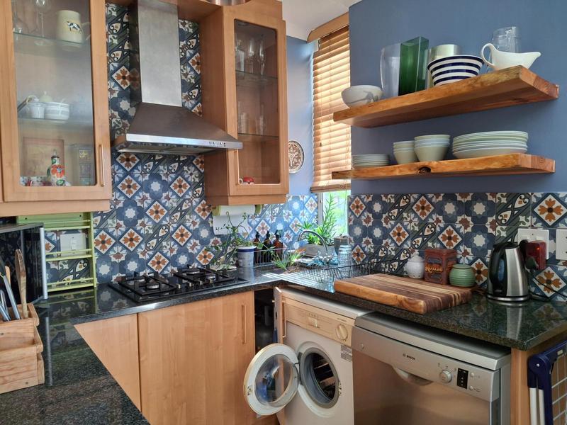 1 Bedroom Property for Sale in Newlands Western Cape